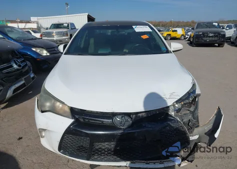 2015 Toyota Camry Se z USA, uszkodzony, nr VIN 4T1BF1FK0FU017061
